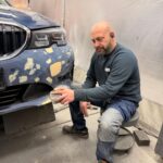 Noé Serrano, creador de Mejora Tu Nivel, analizando el Máster IA Heroes Pro desde su taller en Alemania.