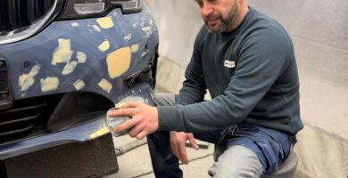 Noé Serrano, creador de Mejora Tu Nivel, analizando el Máster IA Heroes Pro desde su taller en Alemania.